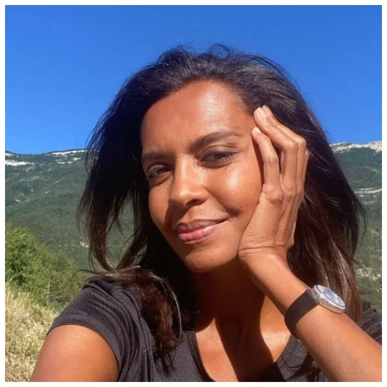 10 hot sexy karine le marchand bikini pics