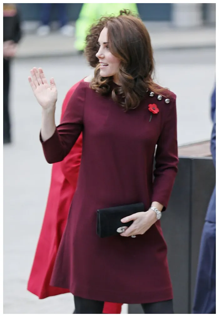 [pics] see ’s 3rd pregnancy fashions hollywood life