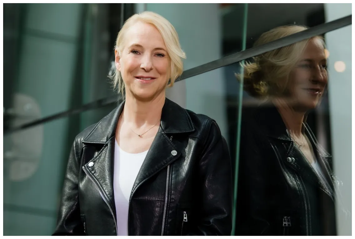 Svea pietschmann. graphy. berlin