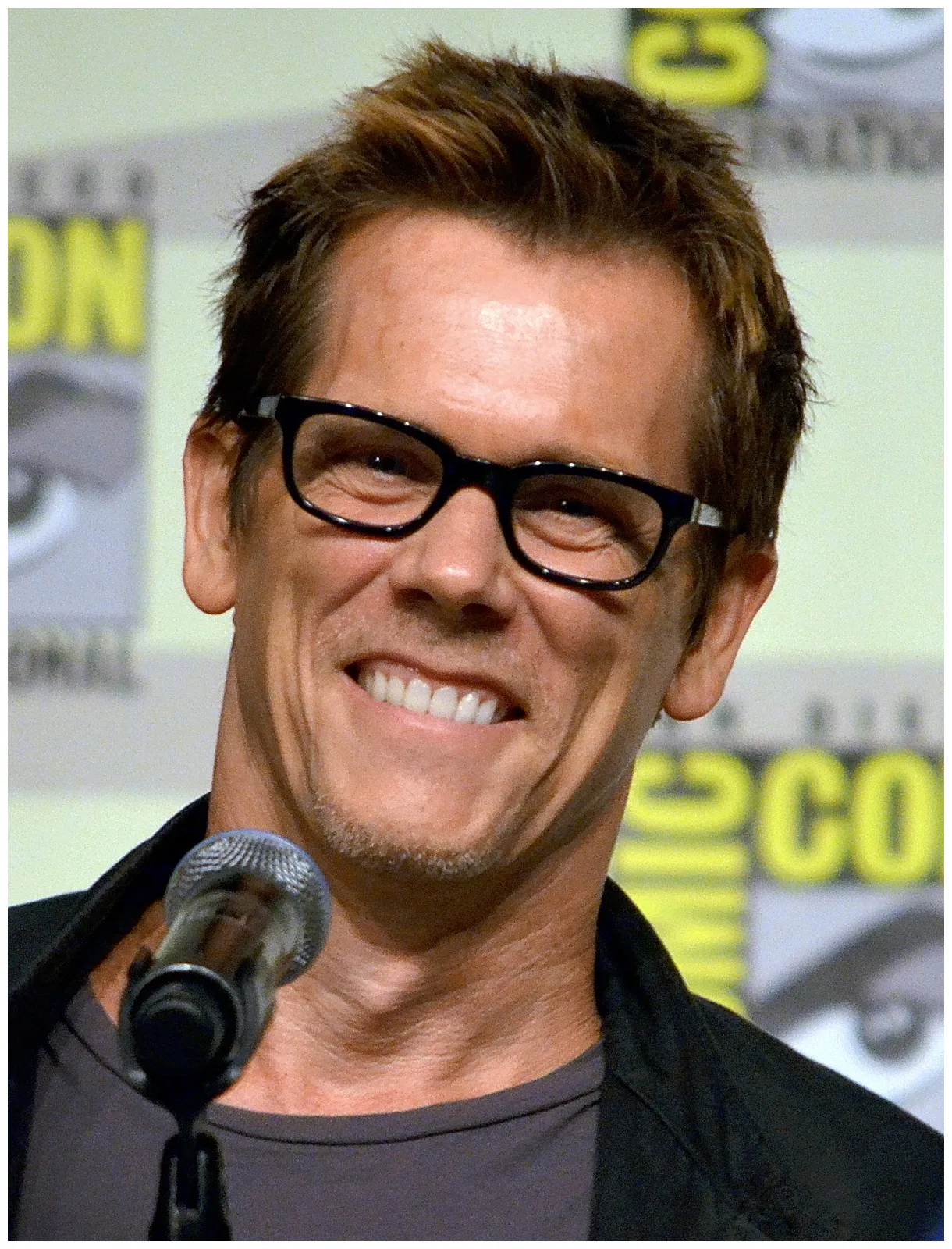 Kevin Bacon - Wikipedia