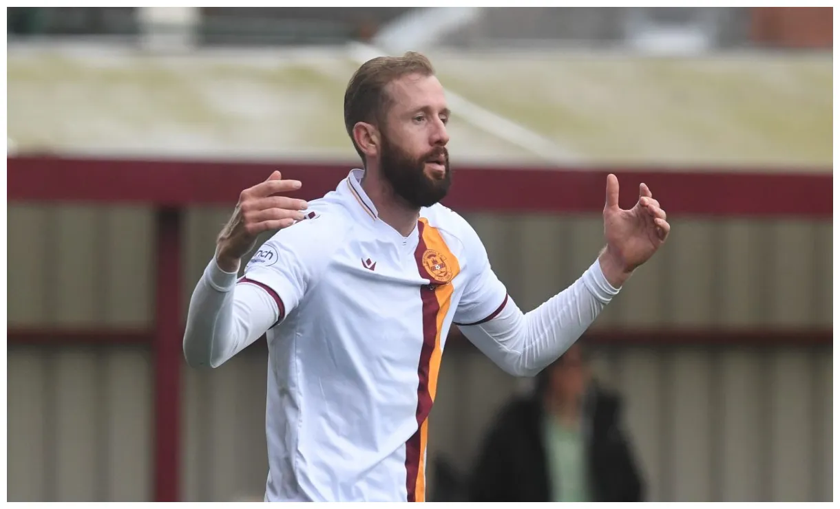 Denied from the spot as motherwell and dundee united