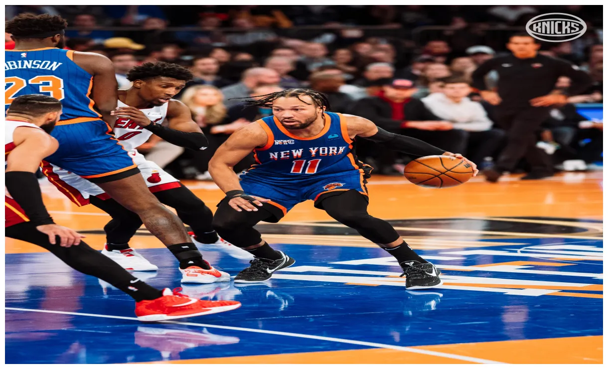 Knicks on the court november 24 vs. heat gallery