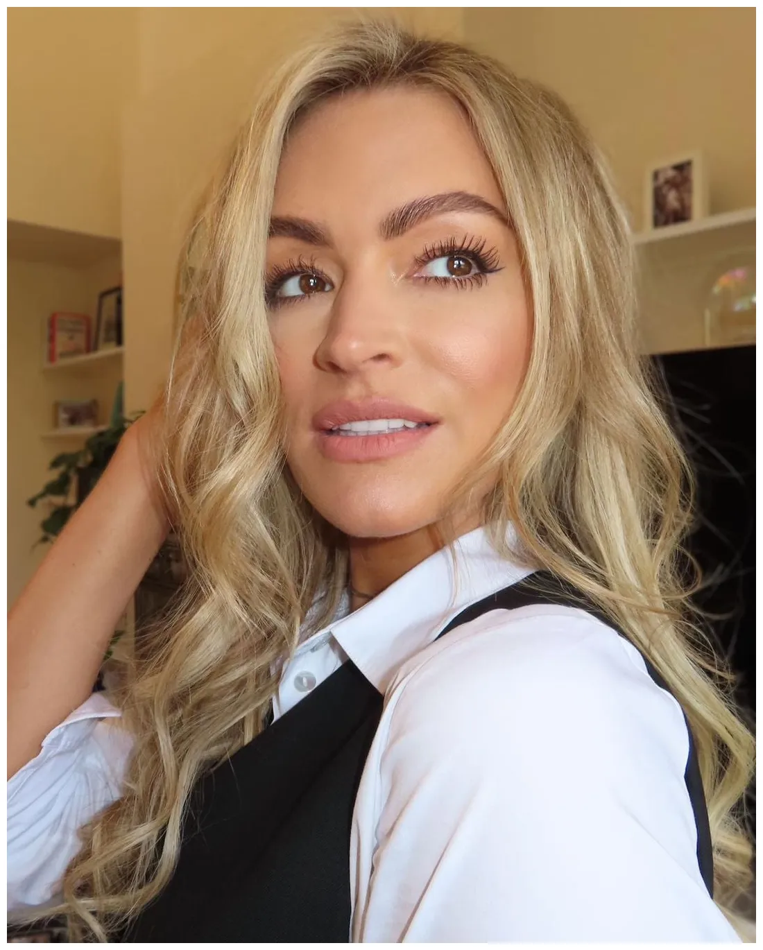 Laura Woods 💓 : r/BritishCelebrityBabes