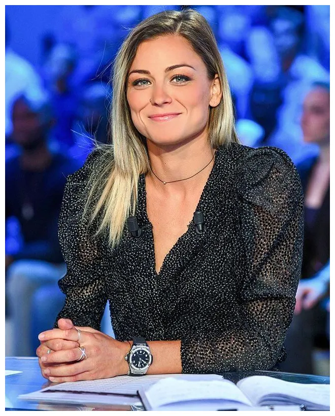 Wikipédia, biographie, épouse, origine, mari, nouveau