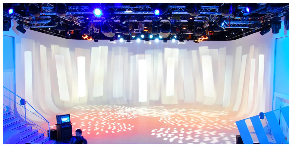 Clay paky and le iene claypaky