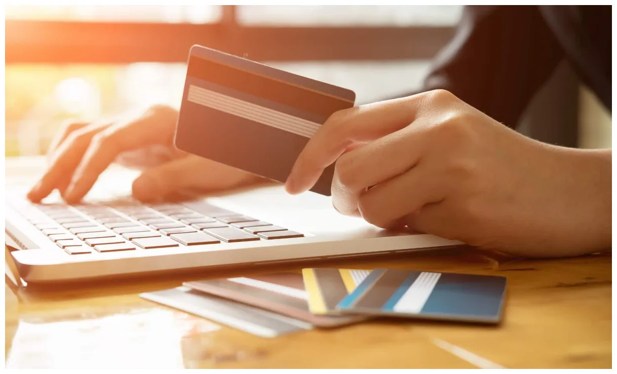 Virements bancaires bloqués : comment éviter les retards du 18 au 21 avril