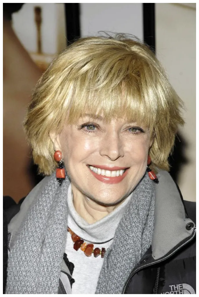 Lesley Stahl - Journalist