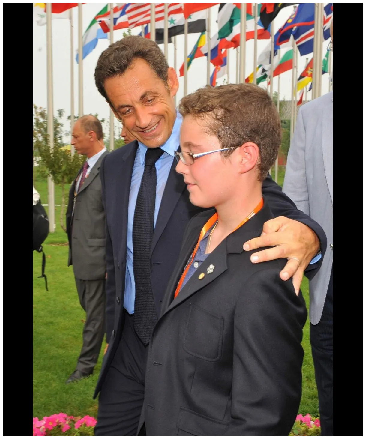 Nicolas sarkozy et son fils louis purepeople