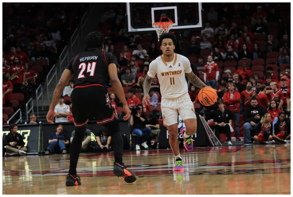 PREVIEW: Louisville basketball opens Battle 4 Atlantis with IU • The