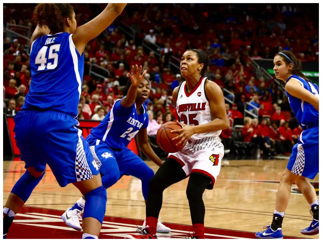 Gallery: Louisville vs Western Kentucky – The Crunch Zone