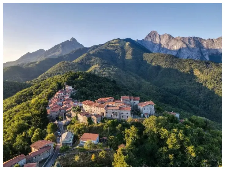 Land art the widespread festival in 12 villages between