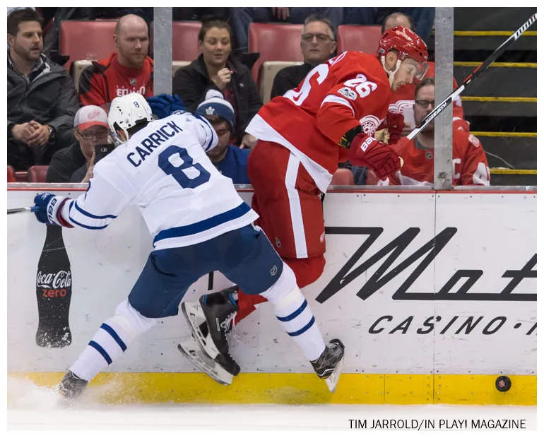 Red wings vs maple leafs game pix jan 25 in play! magazine