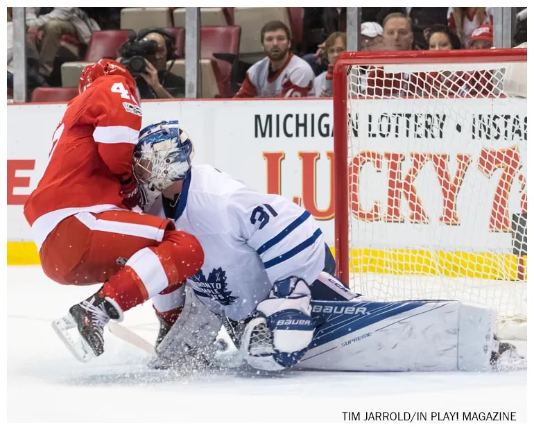 Red wings vs maple leafs game pix jan 25 in play! magazine