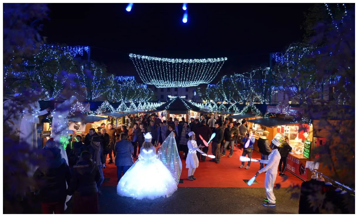 Région le plus grand marché de noël de retour avec une centaine de