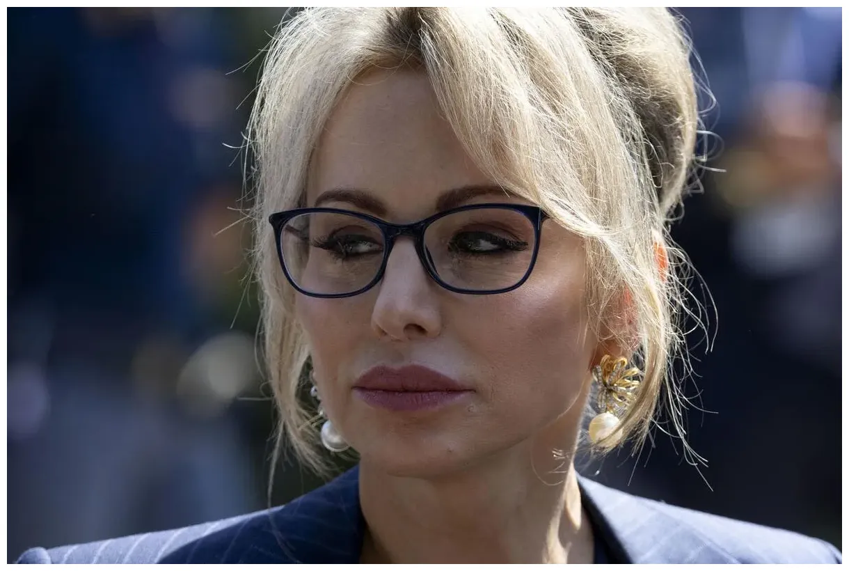 I risvolti politici e culturali delle parole di tempi