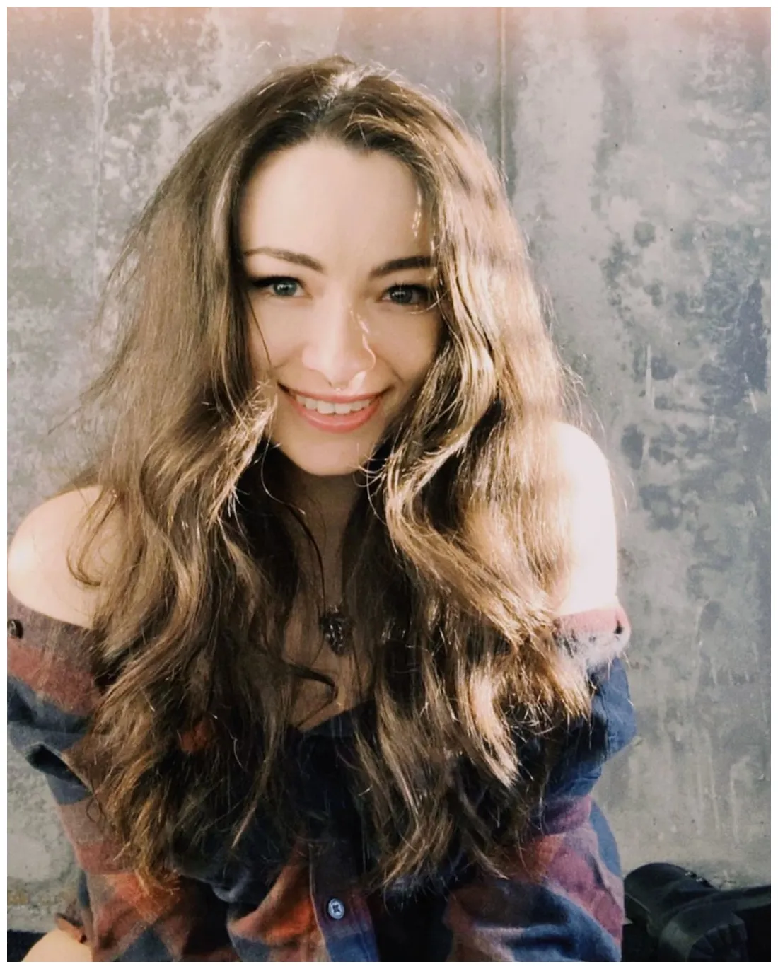 Алесса из фильма silent hill недавно отмечала др 28 годиков, поздравим