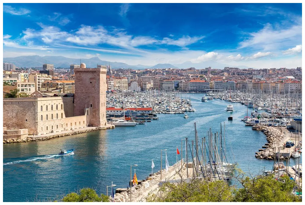 15 best tours the crazy tourist