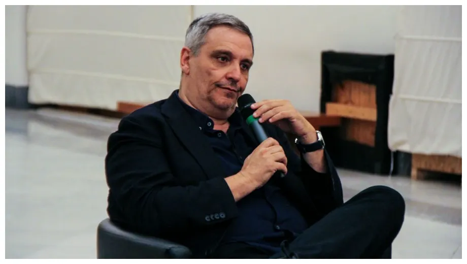 Meeting with at the pan of naples to address