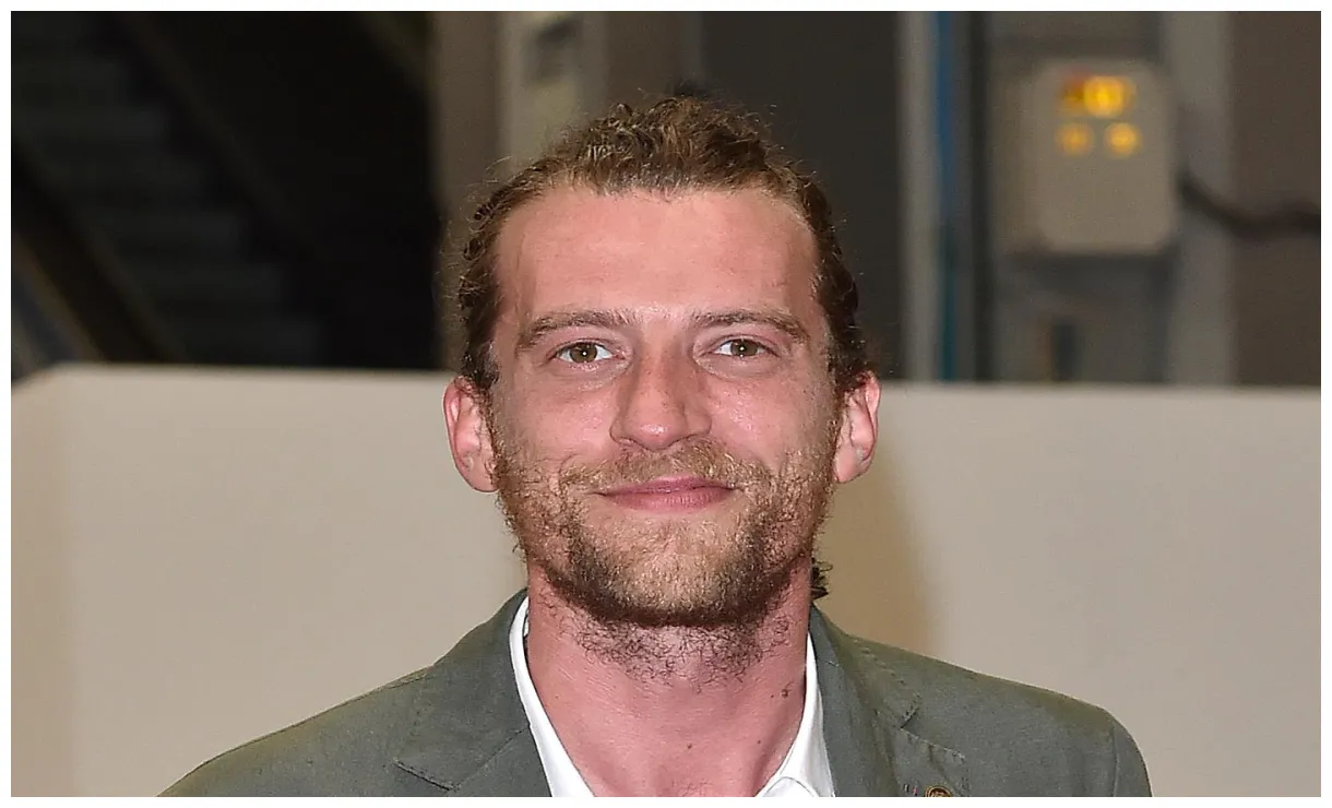 Tickets buy and sell tickets