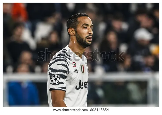 100 s, s & graphy shutterstock