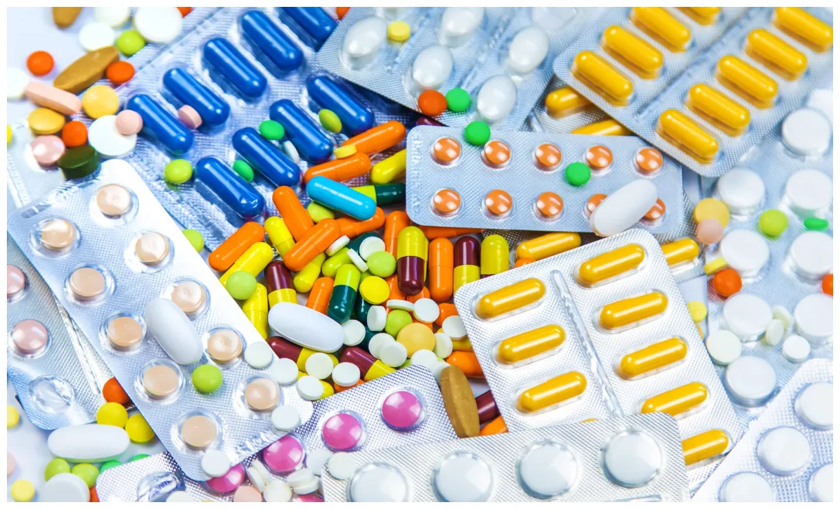 Polyfarmacie bij ouderen: Een balans tussen veiligheid en effectiviteit