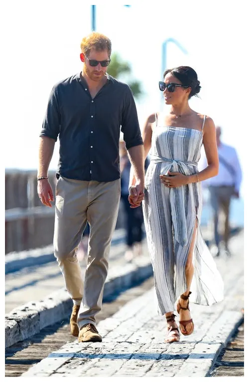 72 times broke royal protocol