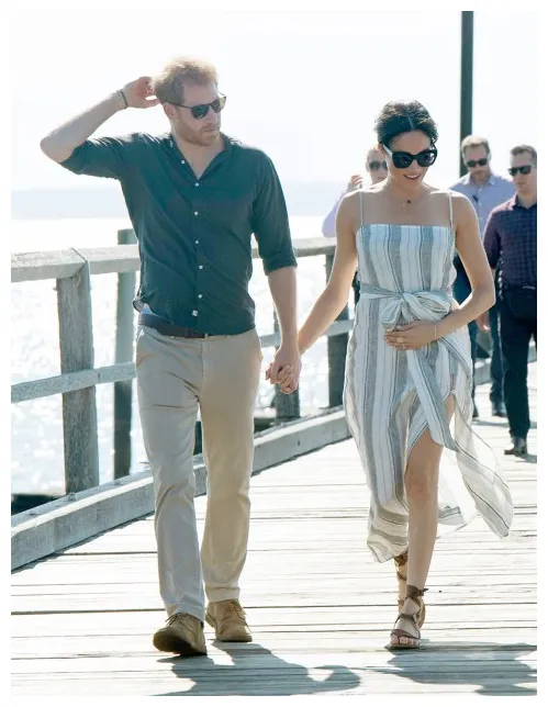 ’s baby bump pics on royal tour hollywood life