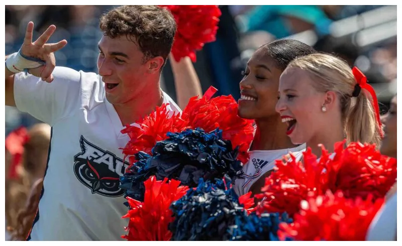 Florida Atlantic vs South Florida Prediction 11-1-24 College Football