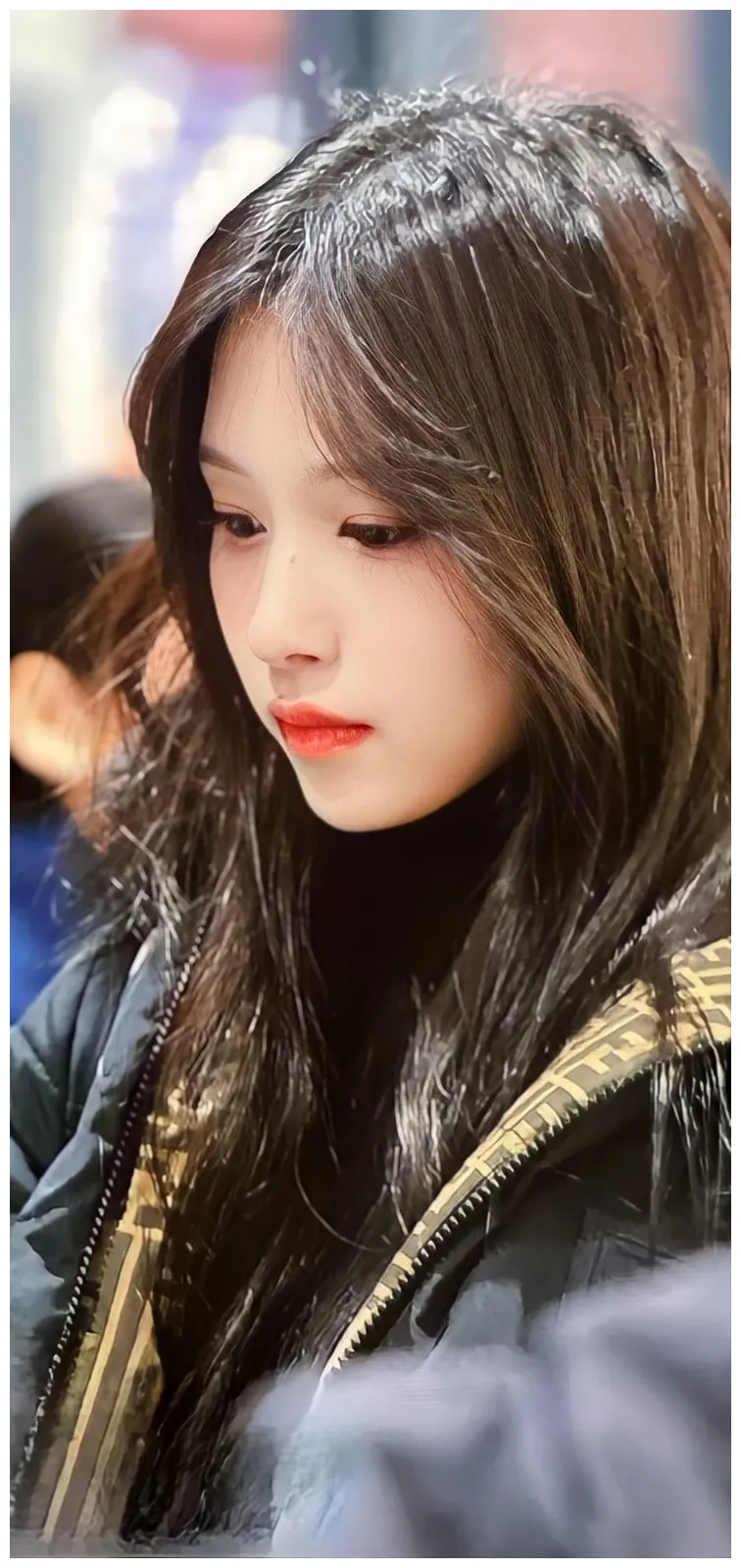 MINA WALLPAPERS en 2024