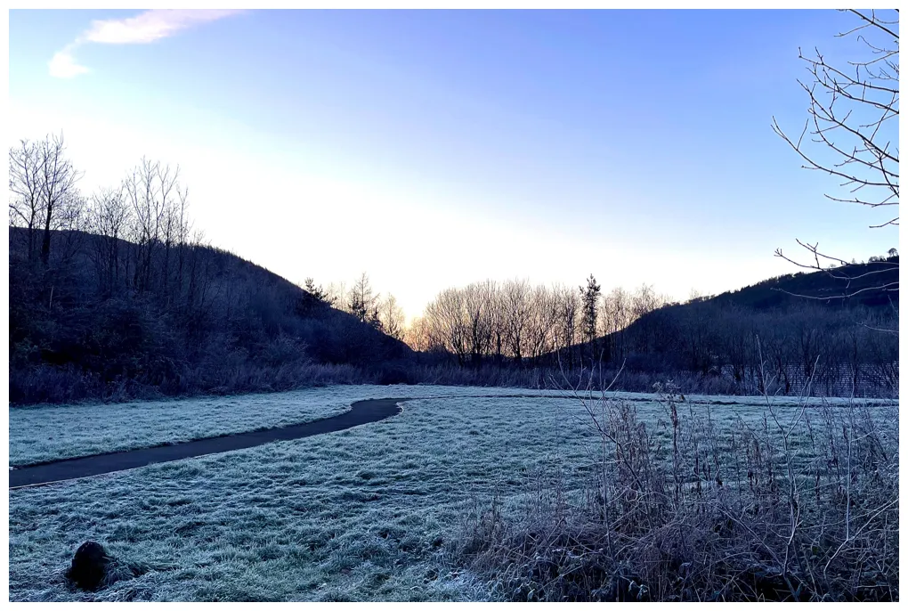 Met office issues yellow warning for snow and ice