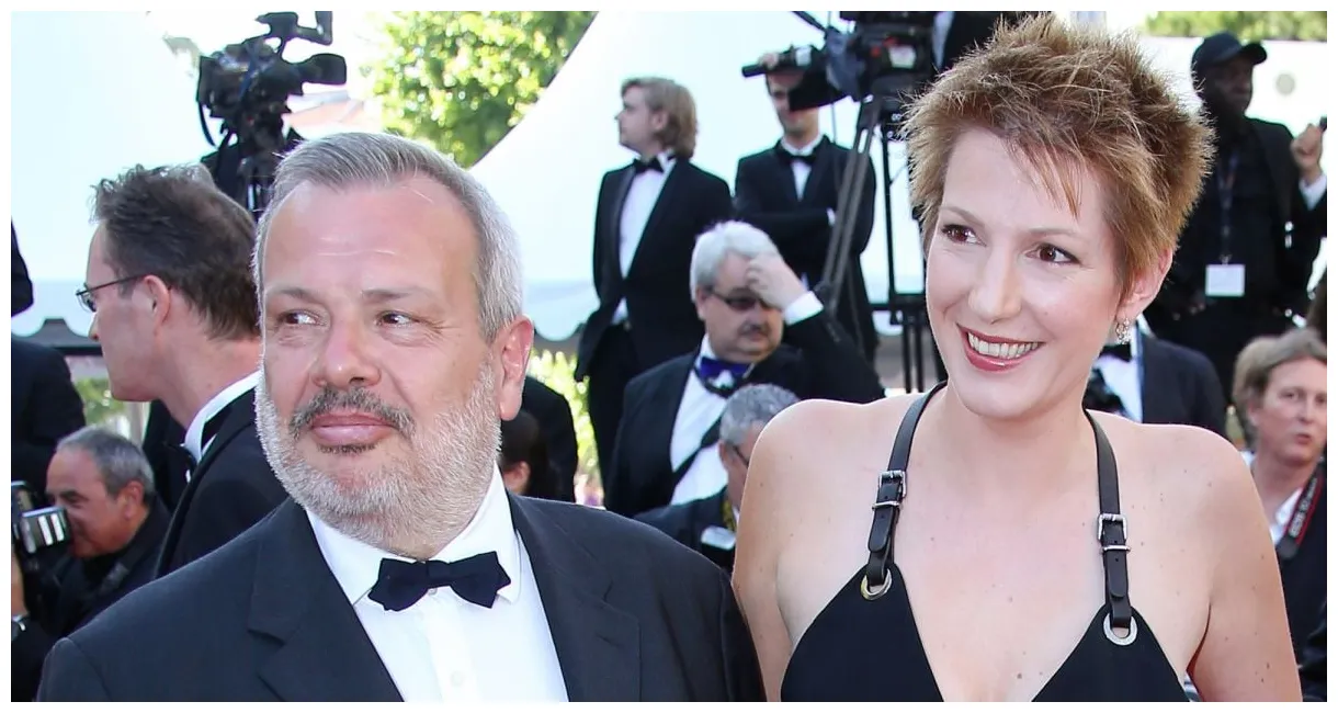 Et son mari périco légasse montée des marches du film