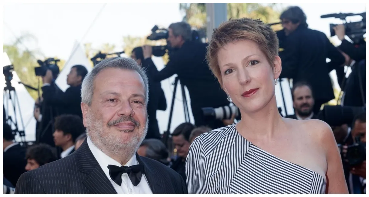 Et son mari périco légasse montée des marches du film