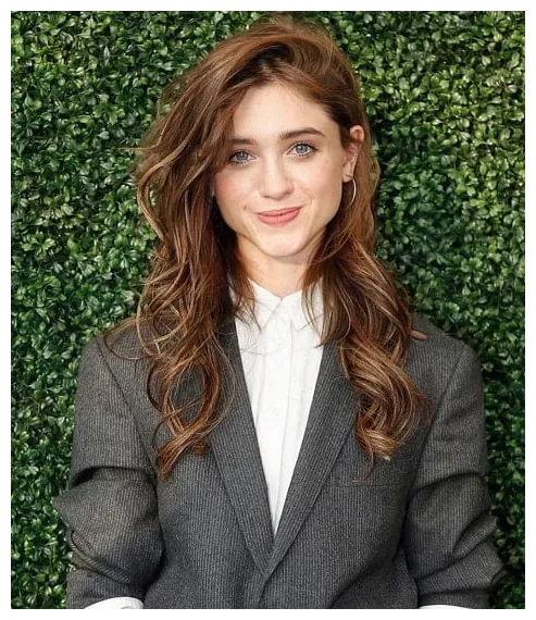 Age, net worth, boyfriend, family & biography