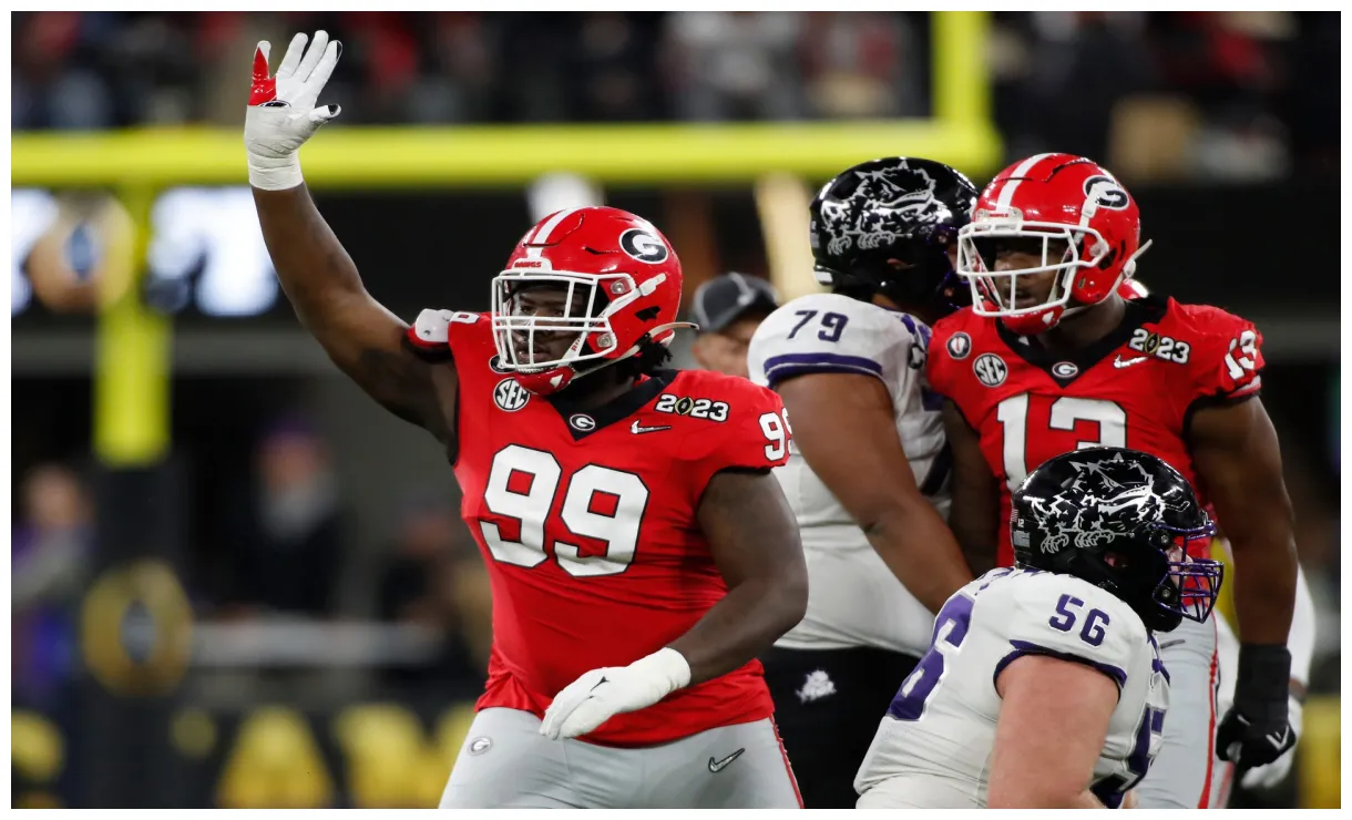 Makes contact with elite dl transfer