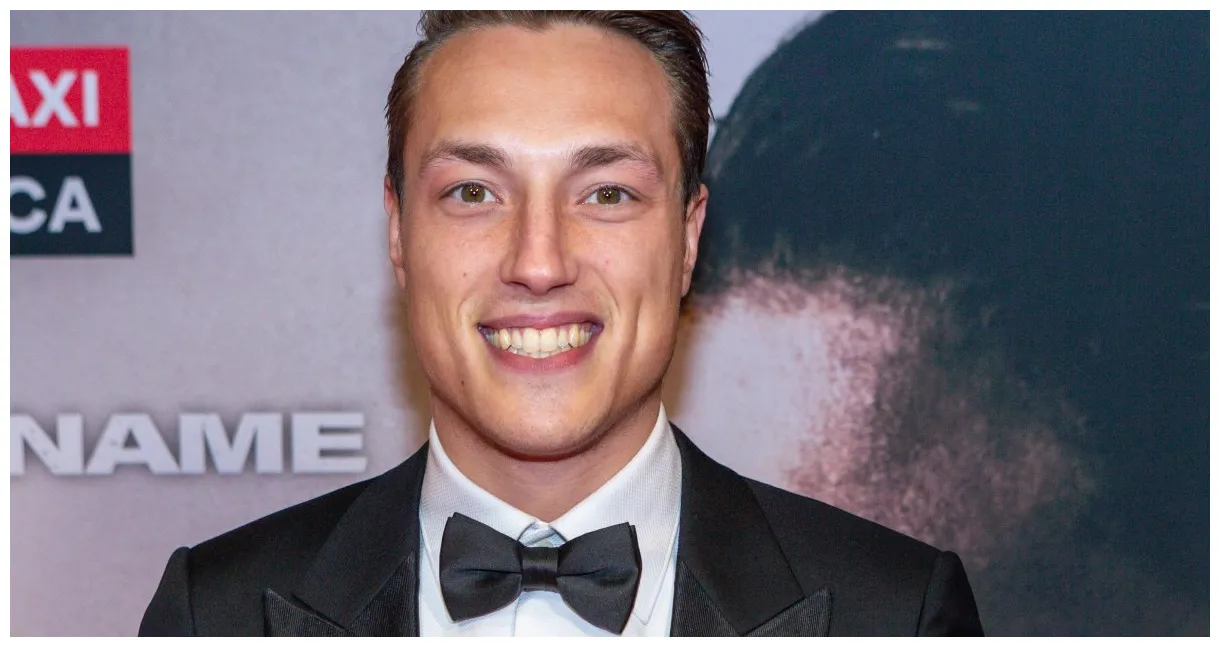 Deelt schattige babyfoto shownieuws