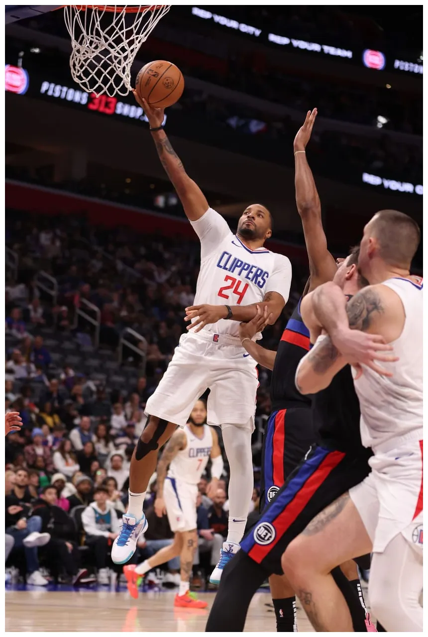 What college does play for? get to know 's