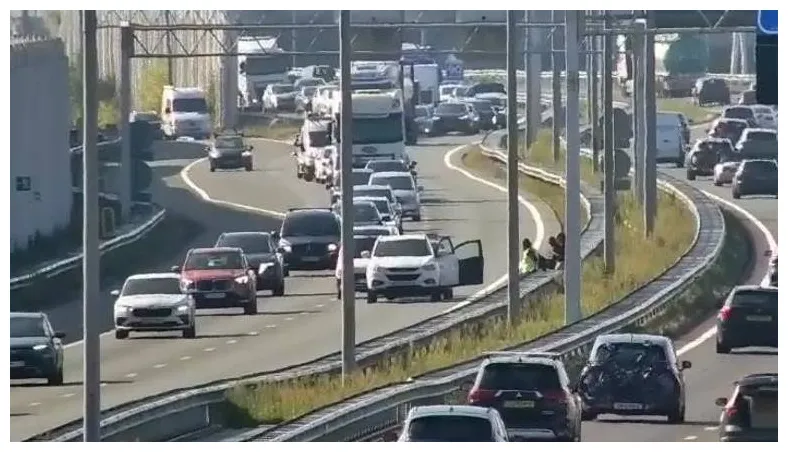 Flinke file na ongeluk op a2 omroep brabant