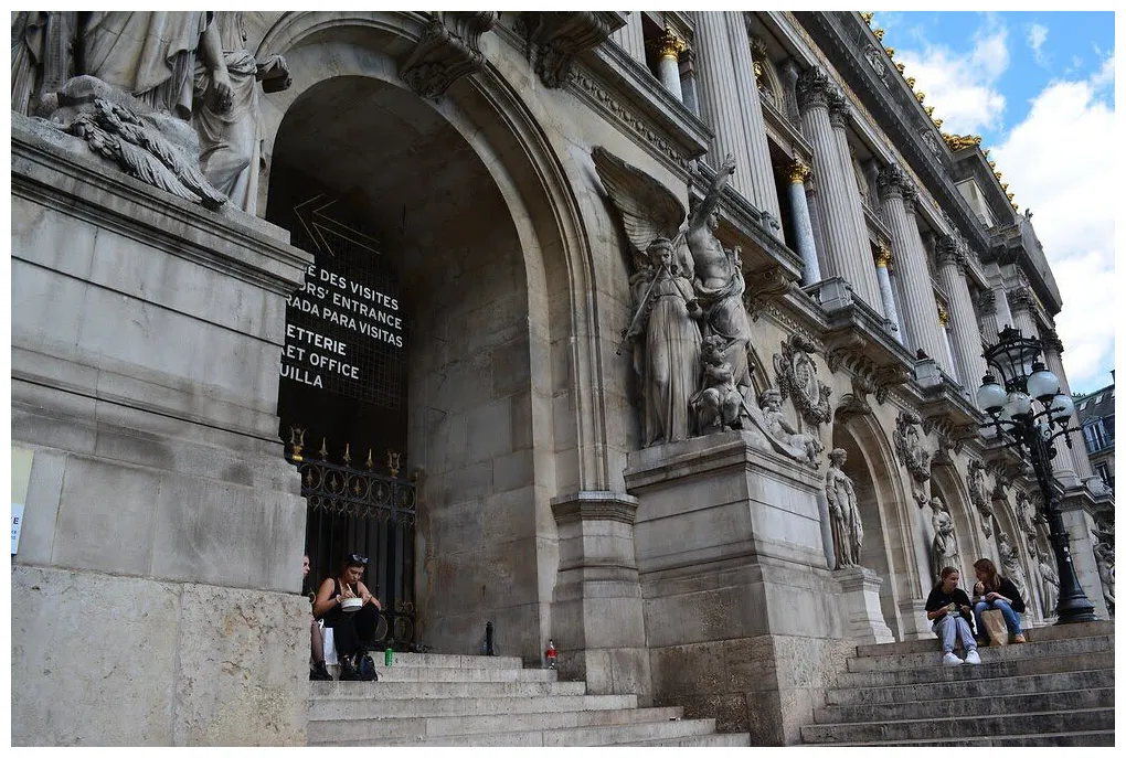 Opéra garnier la magie de la danse et de l'opéra à paris