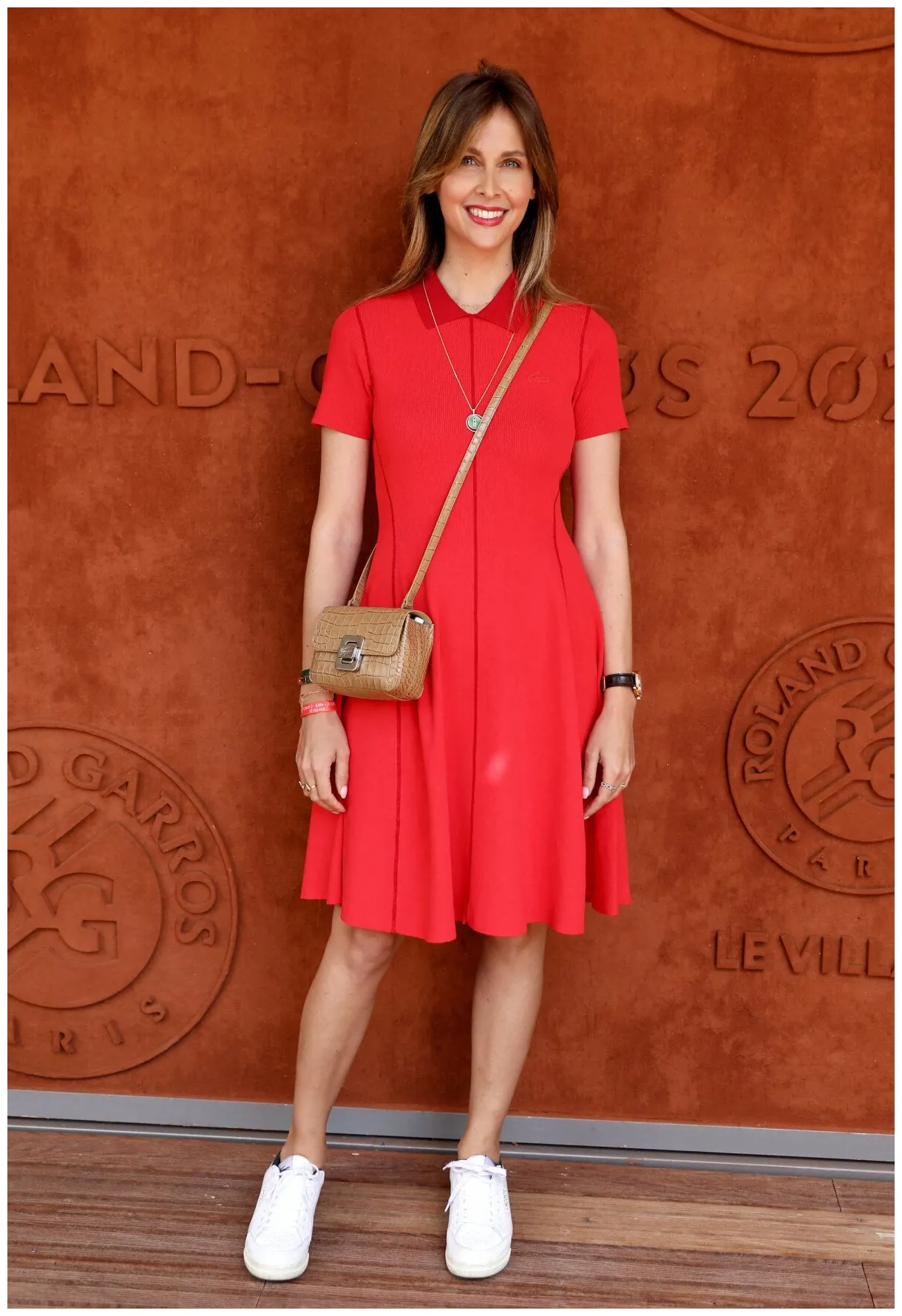 Ophélie meunier personnalités au village jour 11 lors des