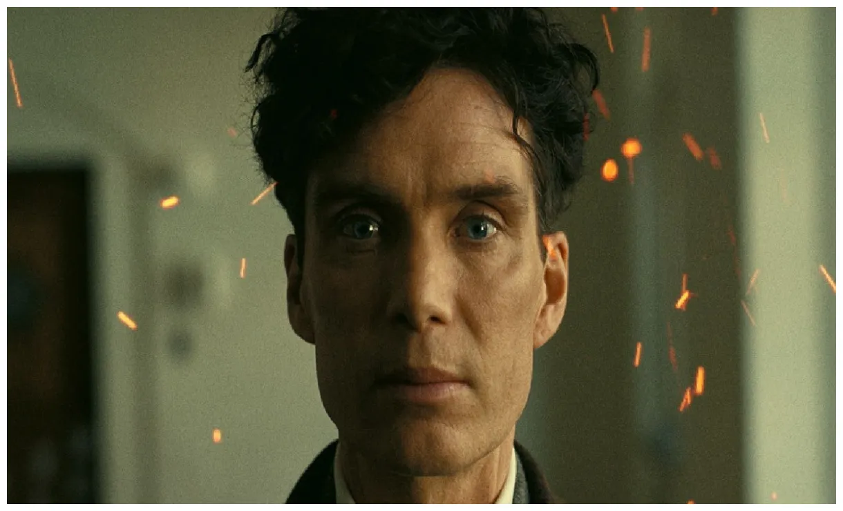 '' ignites the domestic box office with impressive monday haul