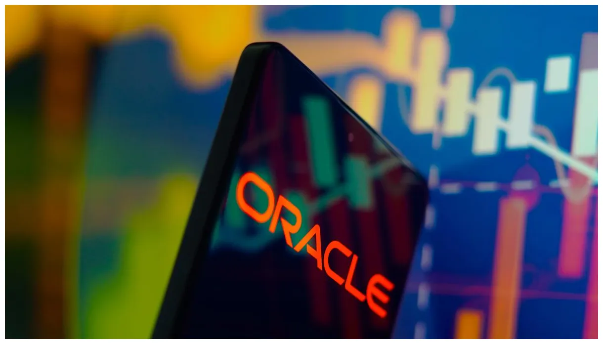 Climbs on cloud deals with google, openai