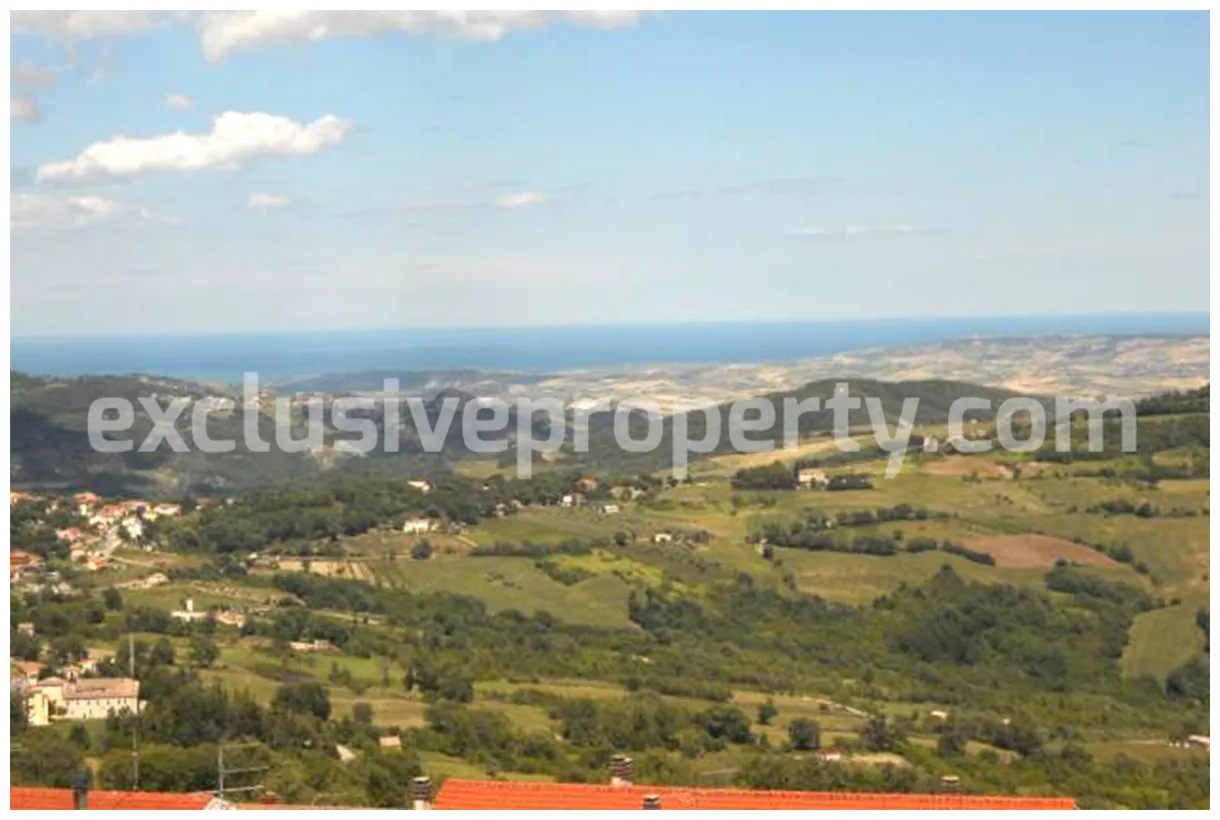 Town house sea view with garden