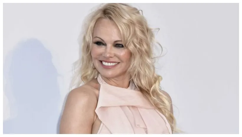 Will receive $10 million from ex-husband, whom she was