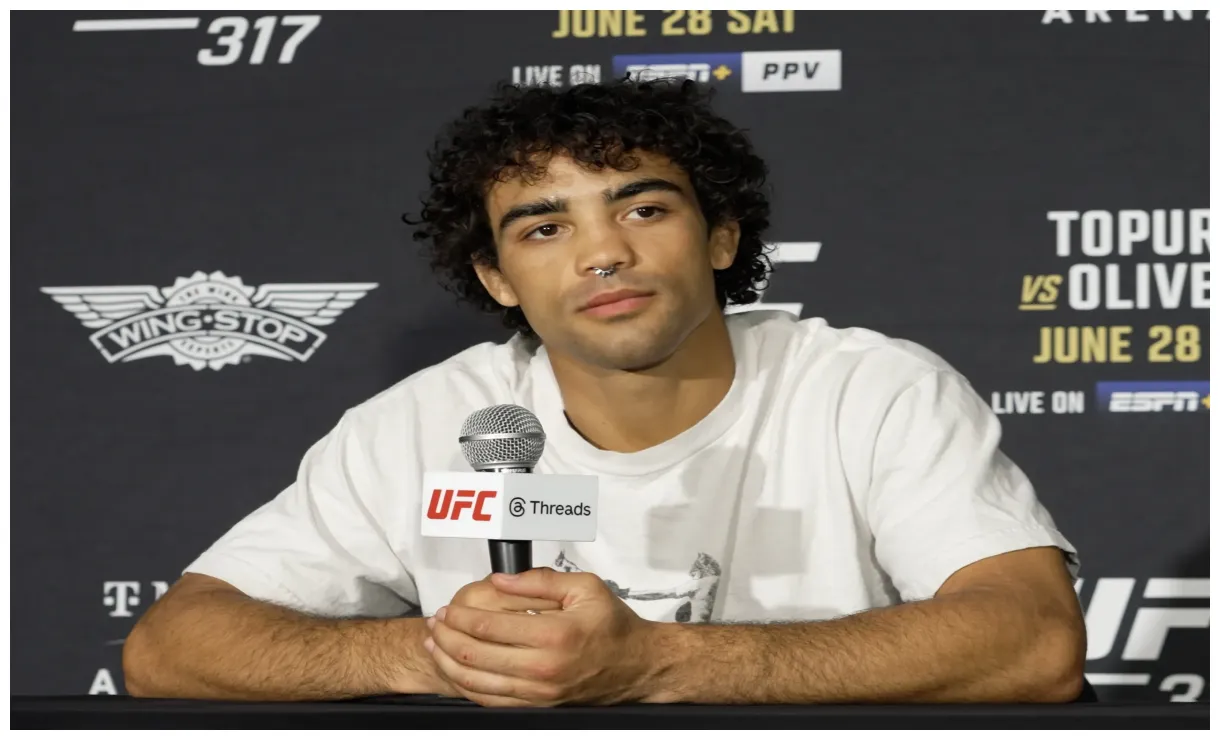 Biography, height, weight, age, stats, wife, salary, net