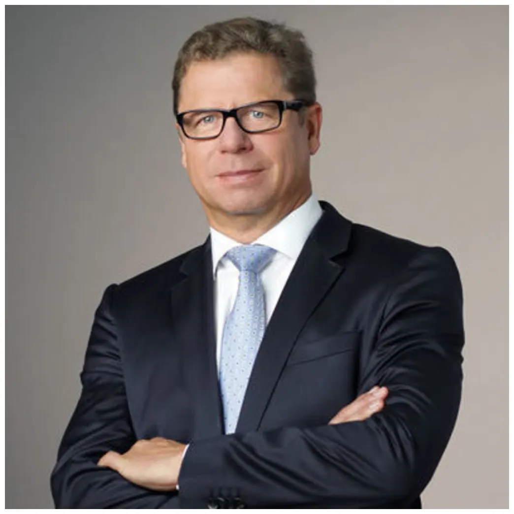 Dr. geschäftsführer plateau red gmbh xing