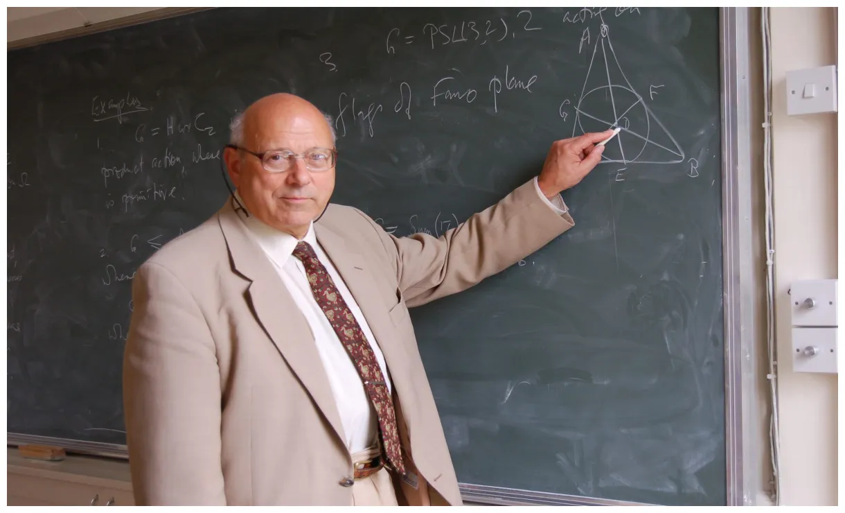 The fellowship in mathematics the queen's college, oxford