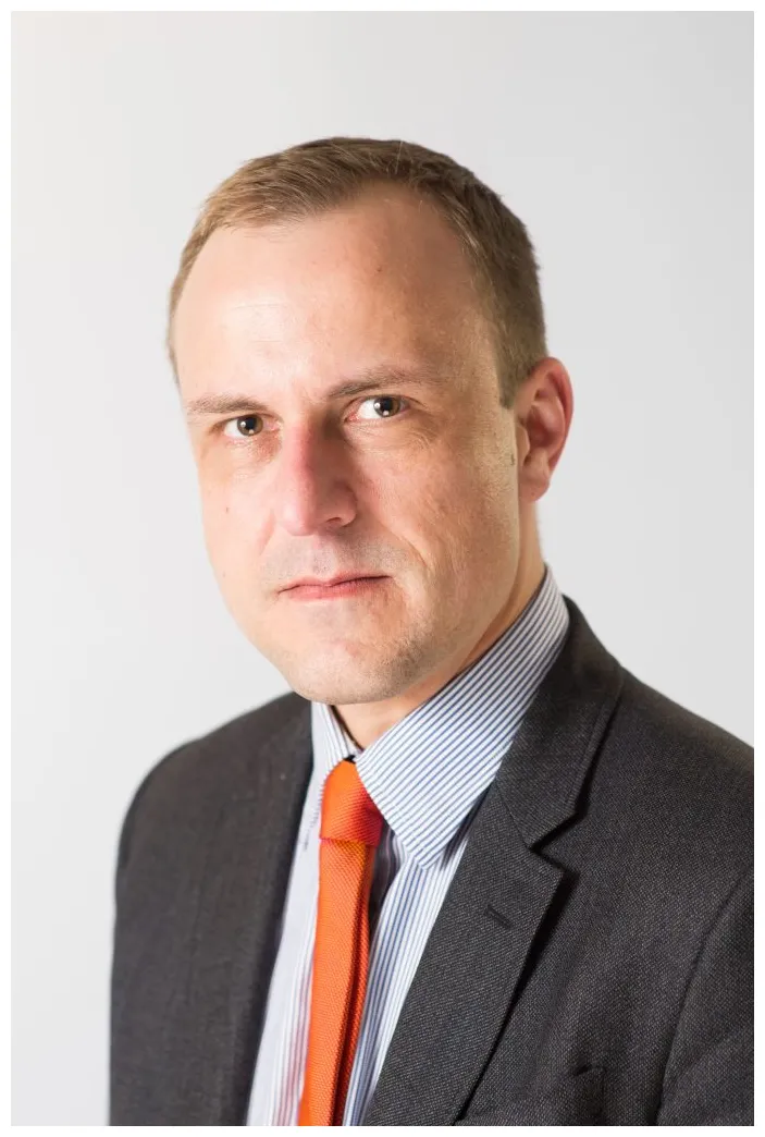 Keynote speaker global speakers bureau