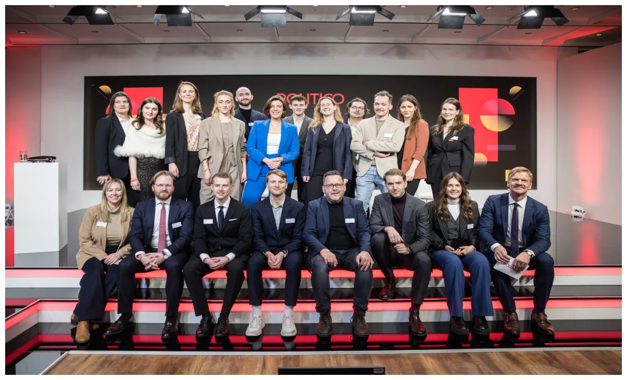 Das team von auf der bühne…