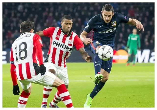 Psv 0 atletico madrid 0 zoet excels for 10-man hosts footyeleven