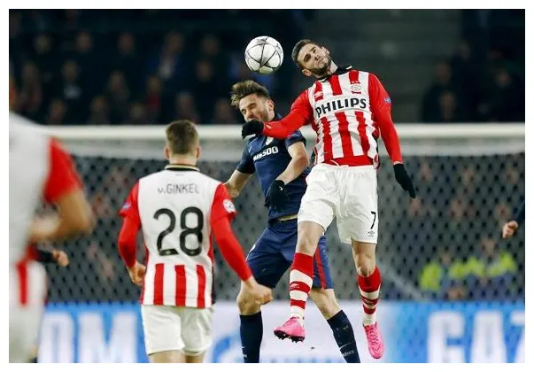 S ten-man psv hold on to frustrate atletico madrid rediff sports